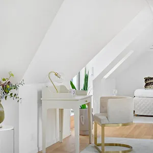 Sanders Regent - Adorable One-bedroom Near Square Kopenhagen