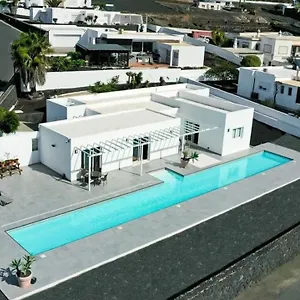 Casa With A Private 25 Meter Heated Pool Holiday home Conil