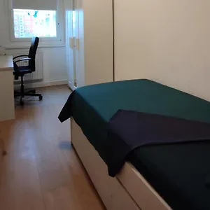 Komfortables Und Sauberes Leipzig