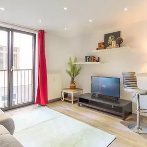 Arbeitsplatz, Tiefgaragenstellplatz, 4k Tv Netflix Leipzig