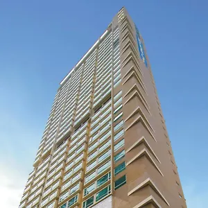 Ramada Harbour View Otel