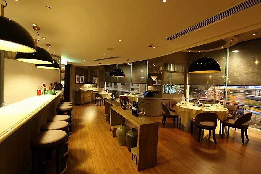 Dorsett Wanchai, Hong Kong Hotel